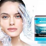 kem-duong-am-neutrogena-cho-da-kho-review