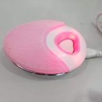 Cách sạc máy rửa mặt